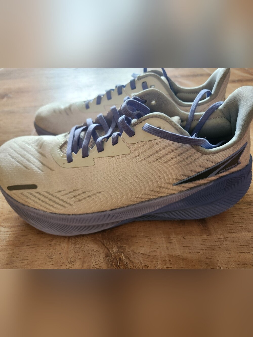 ALTRA Fwd Experience Lavendar And Grey Running Shoes. Size 8